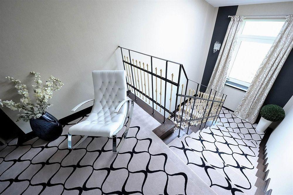Queen Boutique Hotel