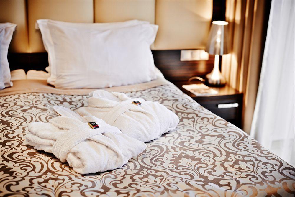 Queen Boutique Hotel